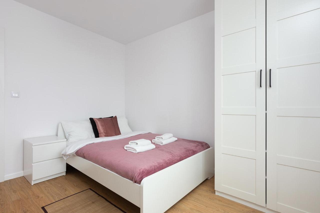 Family Apartment Nearto Old Town Vermelo By Neartopl קרקוב מראה חיצוני תמונה
